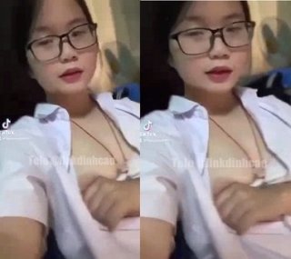 Học sinh bướm non thích đụ – XamVn